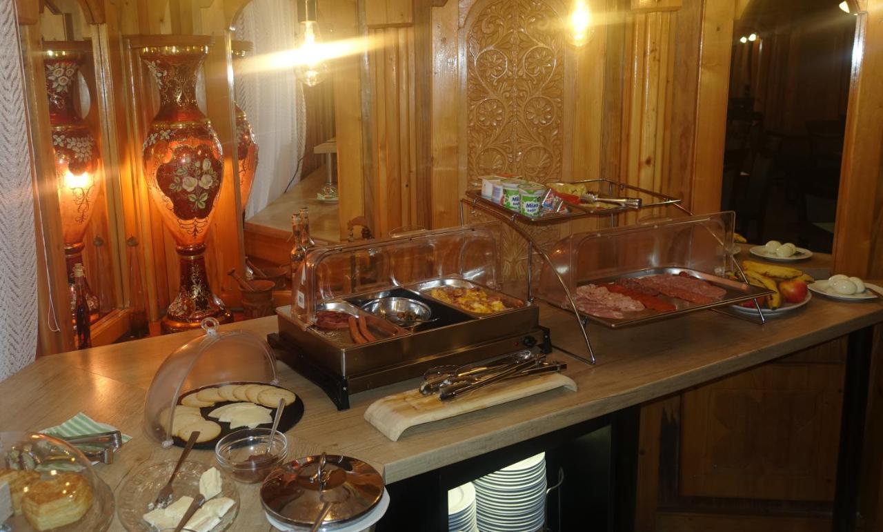 Pension Nest - Family Apartman Mosonmagyarovar Exterior photo